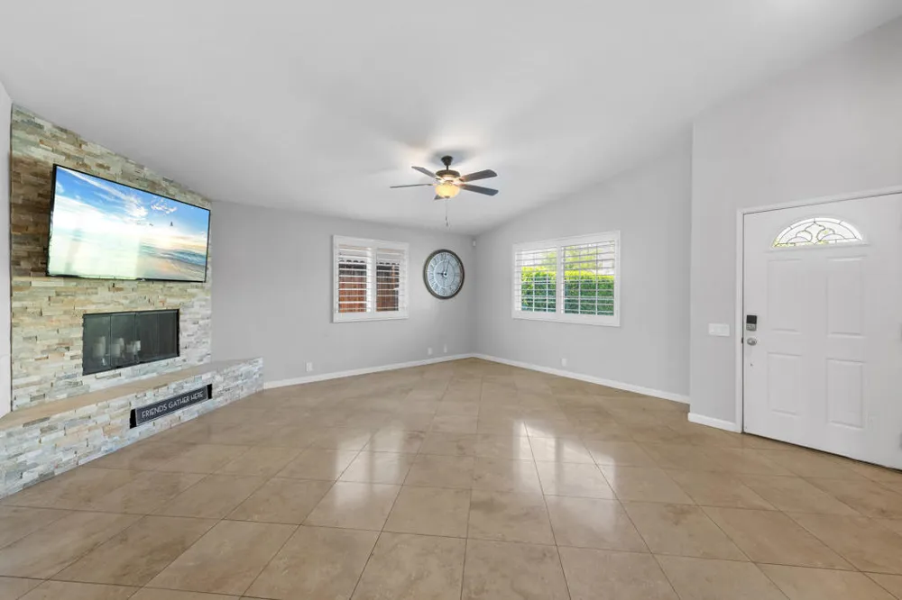 52580 Avenida Navarro La Quinta, CA 92253
