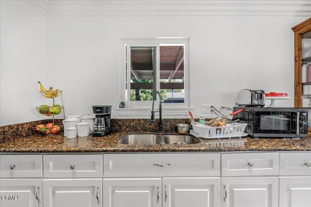1844 Macarthur Place Oxnard, CA 93033