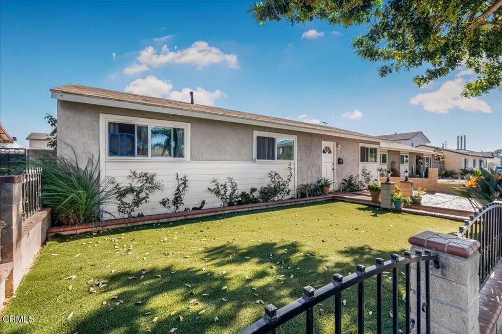 1844 Macarthur Place Oxnard, CA 93033