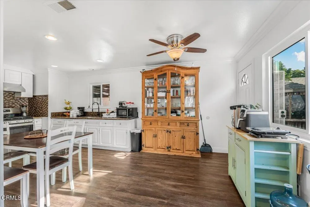 1844 Macarthur Place Oxnard, CA 93033