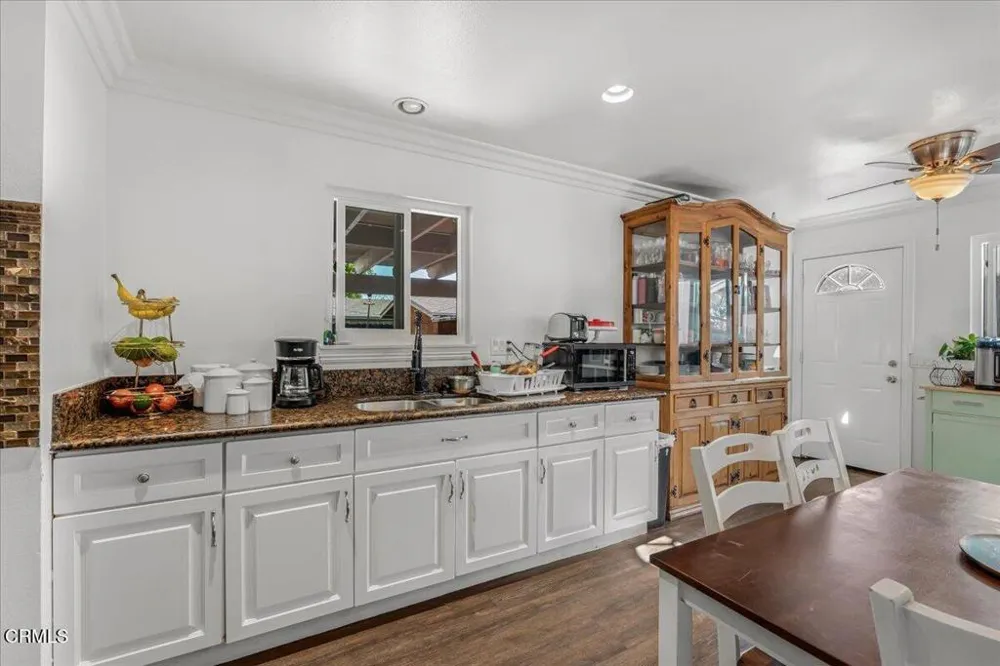 1844 Macarthur Place Oxnard, CA 93033