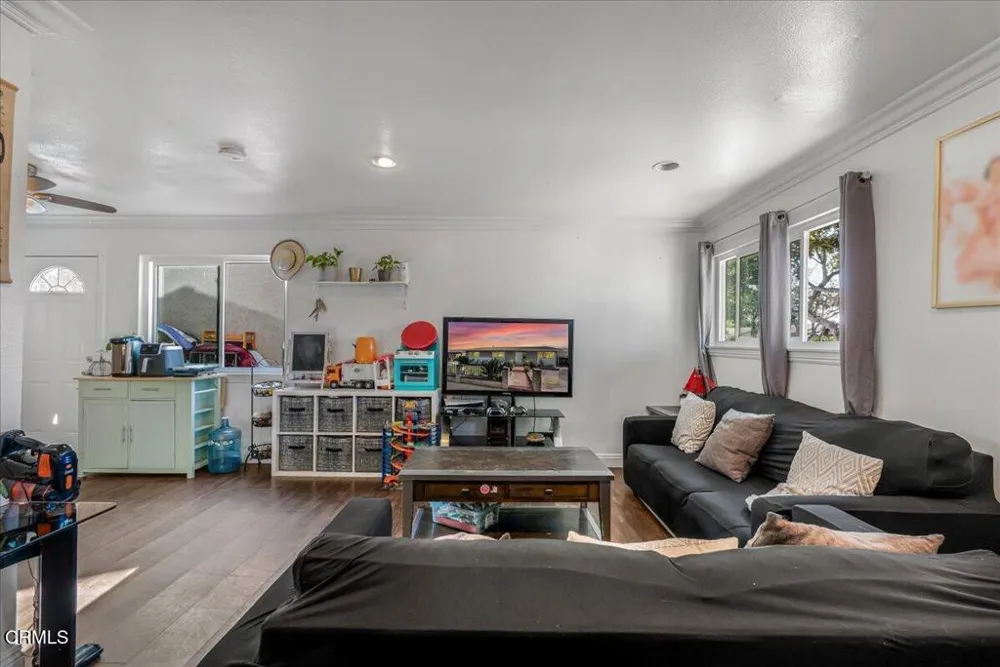 1844 Macarthur Place Oxnard, CA 93033