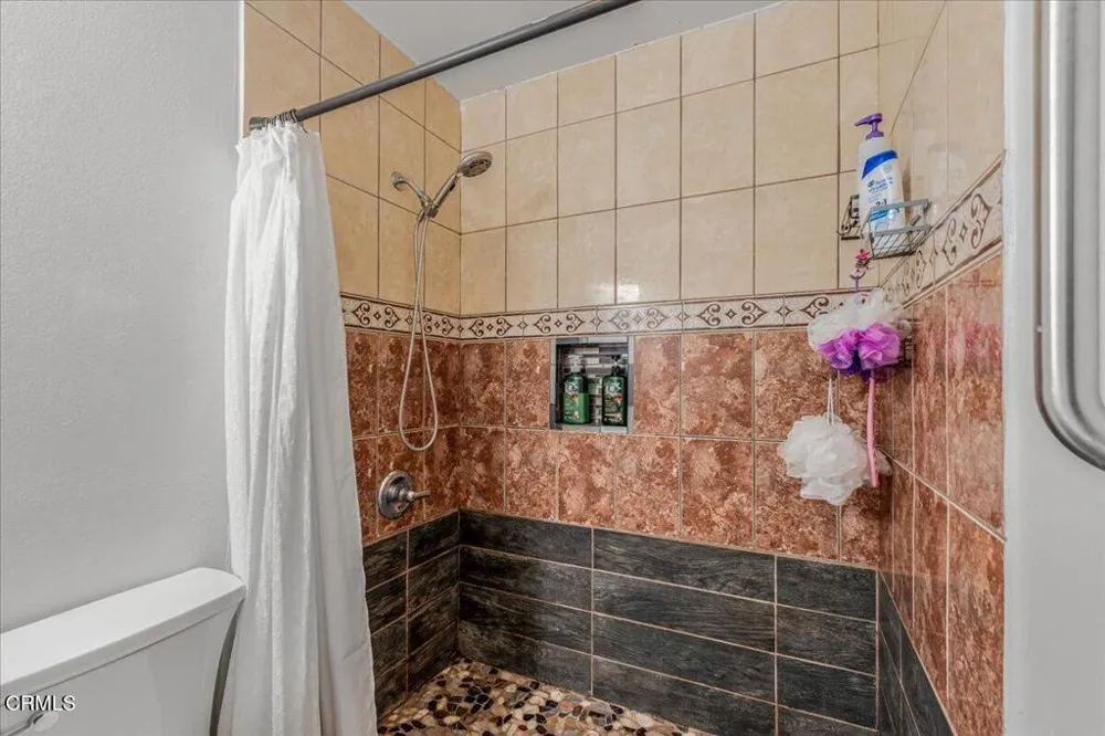 1844 Macarthur Place Oxnard, CA 93033