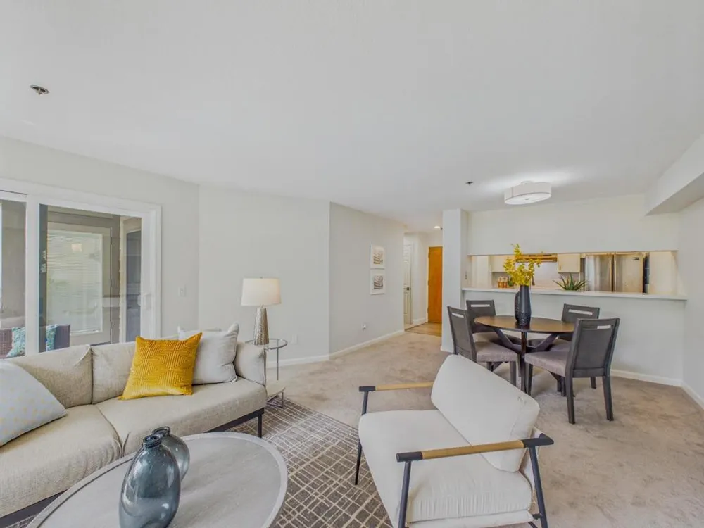 1271 Poplar Avenue #209 Sunnyvale, CA 94086