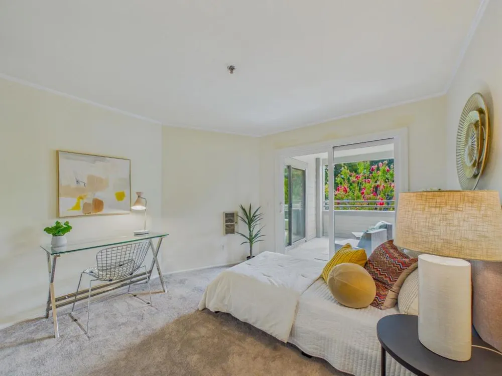 1271 Poplar Avenue #209 Sunnyvale, CA 94086