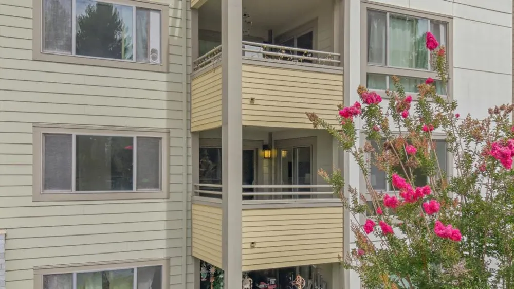 1271 Poplar Avenue #209 Sunnyvale, CA 94086