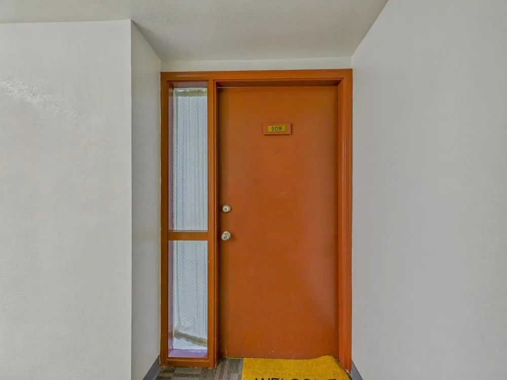 1271 Poplar Avenue #209 Sunnyvale, CA 94086