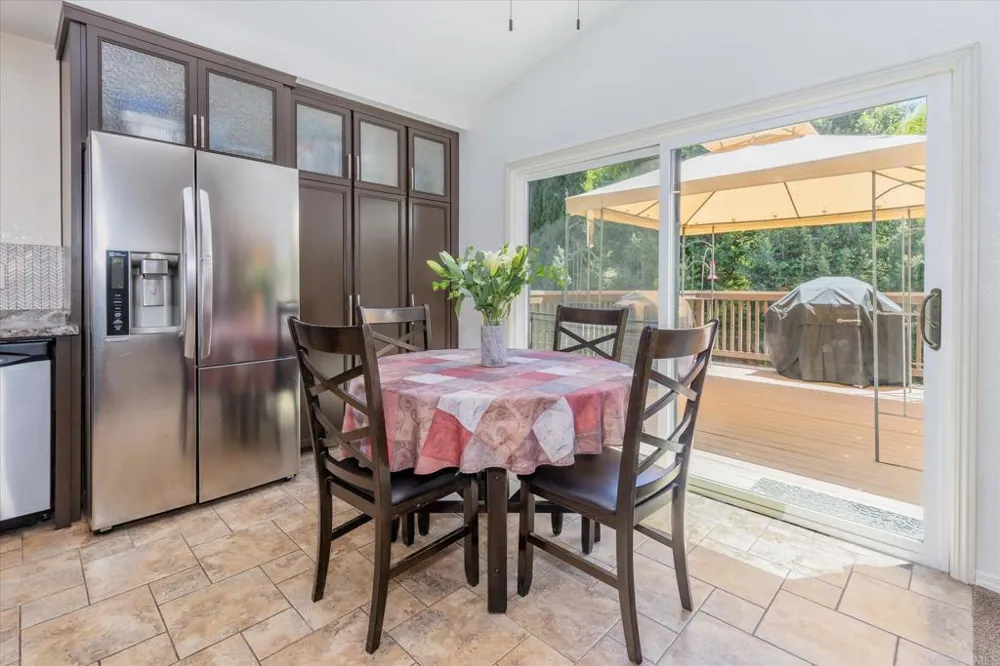 1679 Madrone Glen Escondido, CA 92027