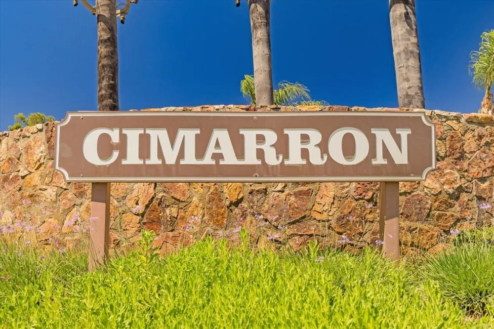 1679 Madrone Glen Escondido, CA 92027