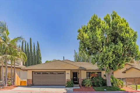 1679 Madrone Glen
