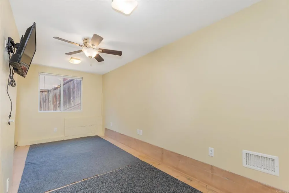 1679 Madrone Glen Escondido, CA 92027