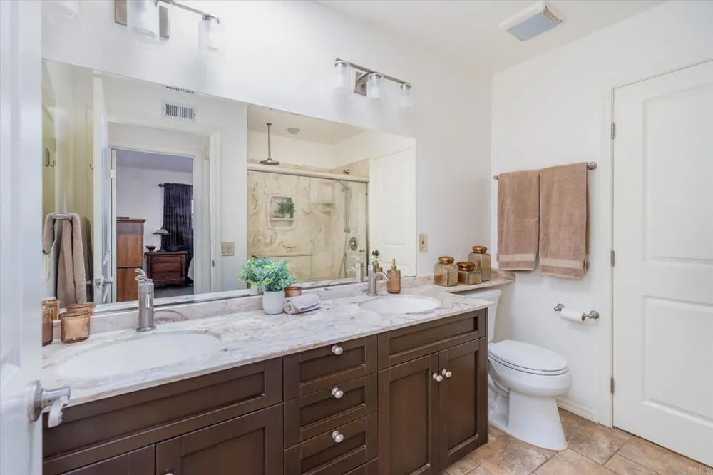 1679 Madrone Glen Escondido, CA 92027