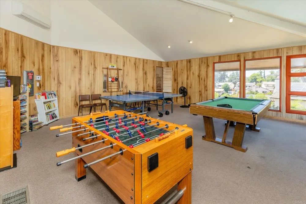1679 Madrone Glen Escondido, CA 92027