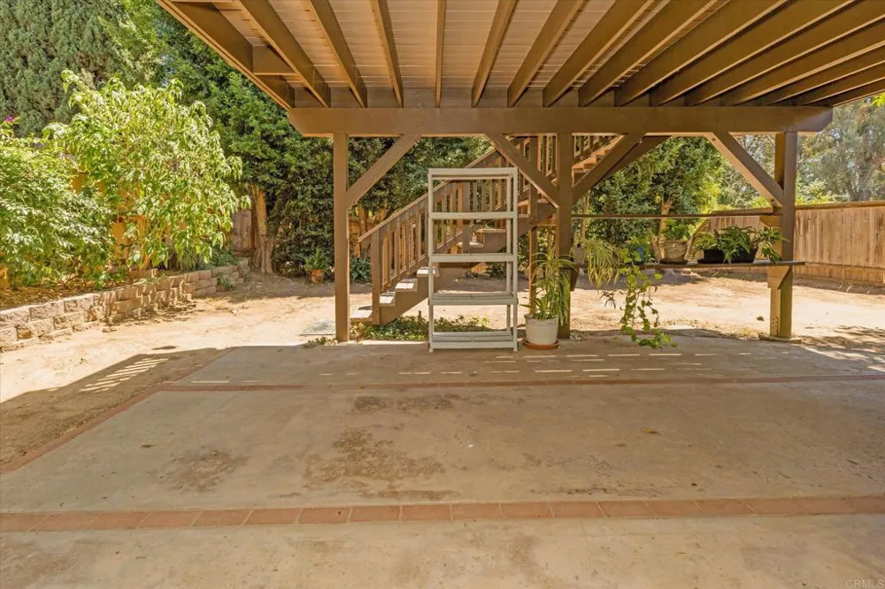 1679 Madrone Glen Escondido, CA 92027