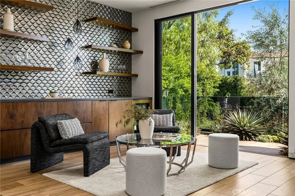 6517 Colgate Avenue Los Angeles, CA 90048