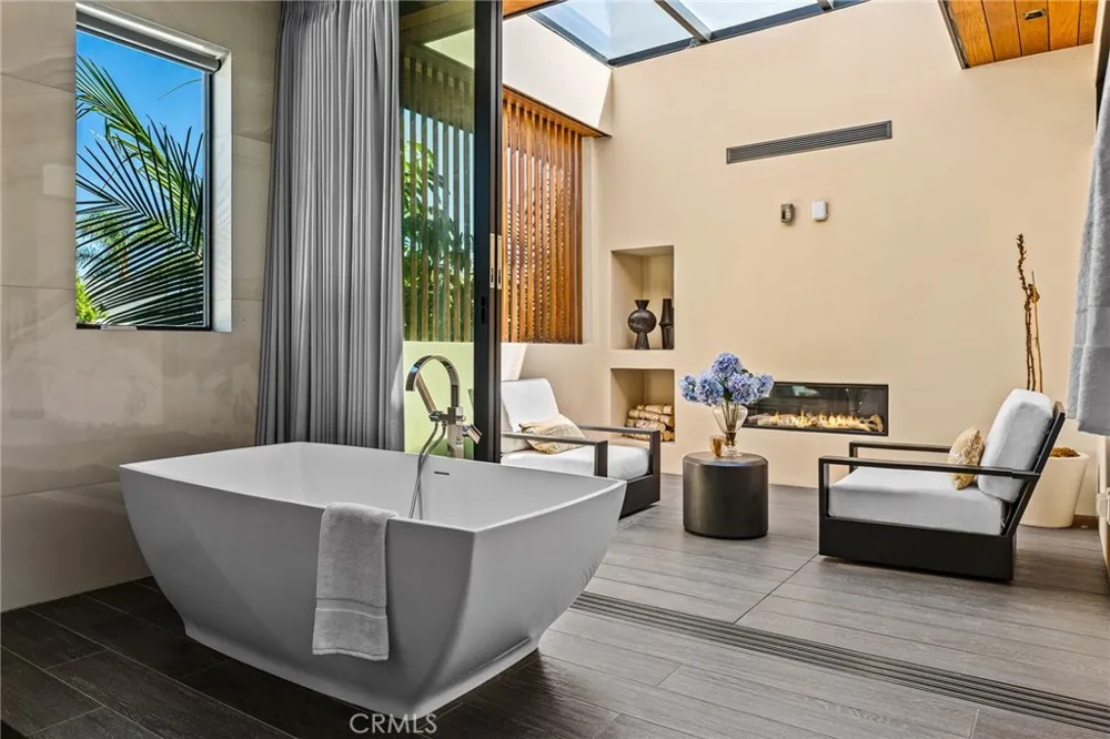 6517 Colgate Avenue Los Angeles, CA 90048