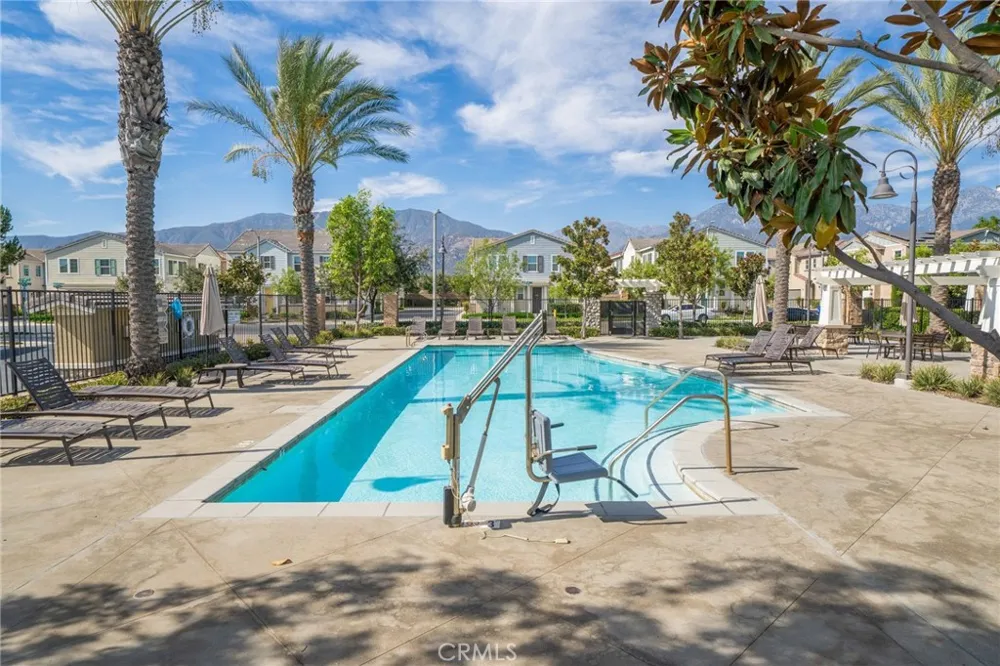 1606 Pear Tree Place Upland, CA 91784