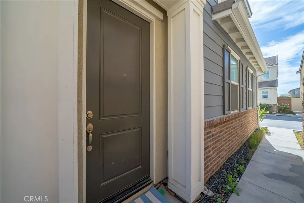 1606 Pear Tree Place Upland, CA 91784