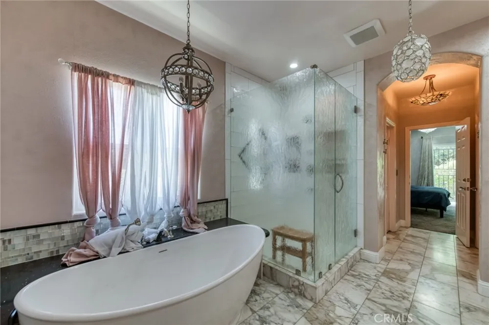 13715 E Nebraska Kingsburg, CA 93631