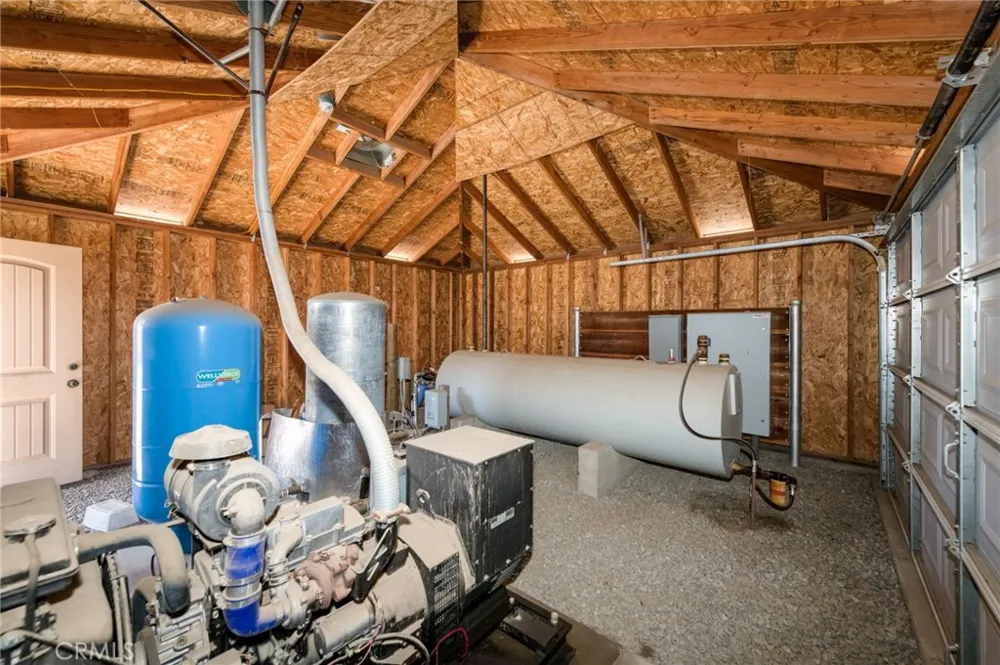 13715 E Nebraska Kingsburg, CA 93631