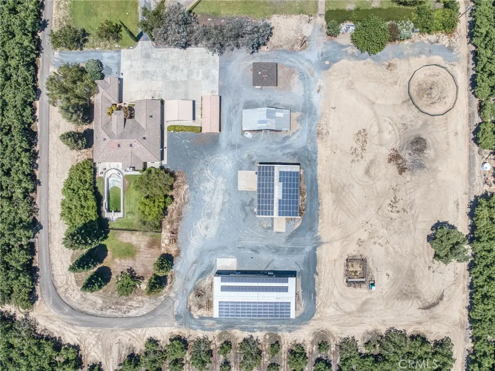 13715 E Nebraska Kingsburg, CA 93631