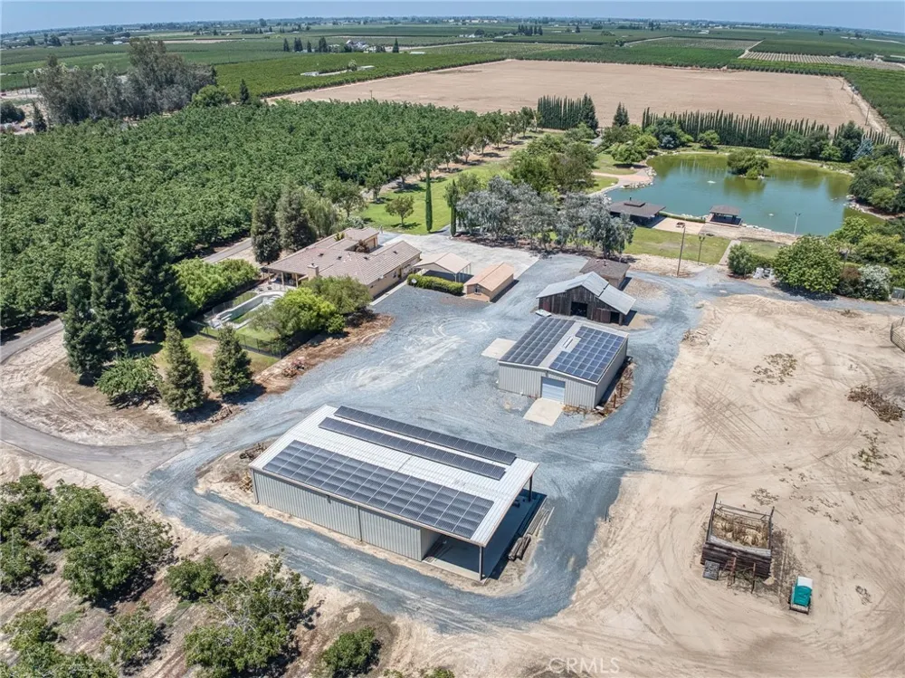 13715 E Nebraska Kingsburg, CA 93631