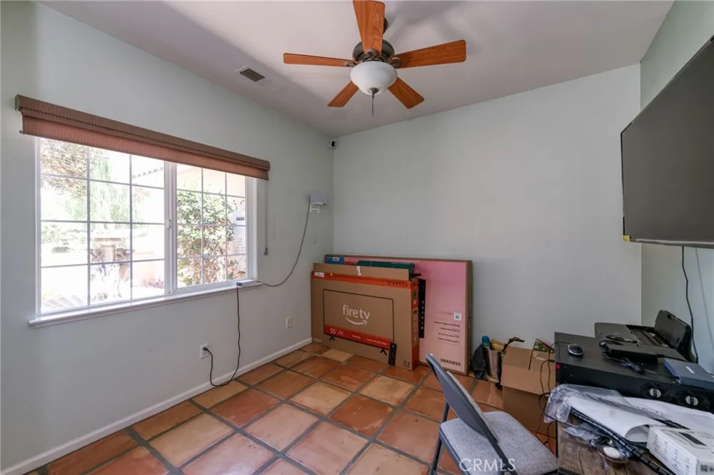 13715 E Nebraska Kingsburg, CA 93631