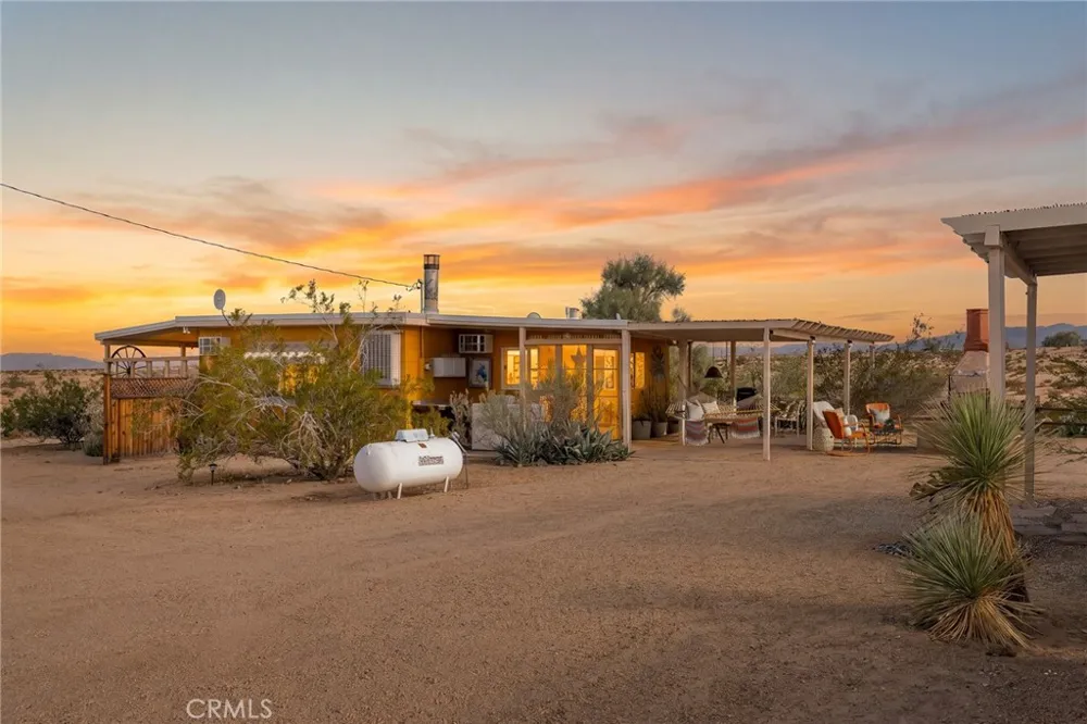 5188 Godwin 29 Palms, CA 92277