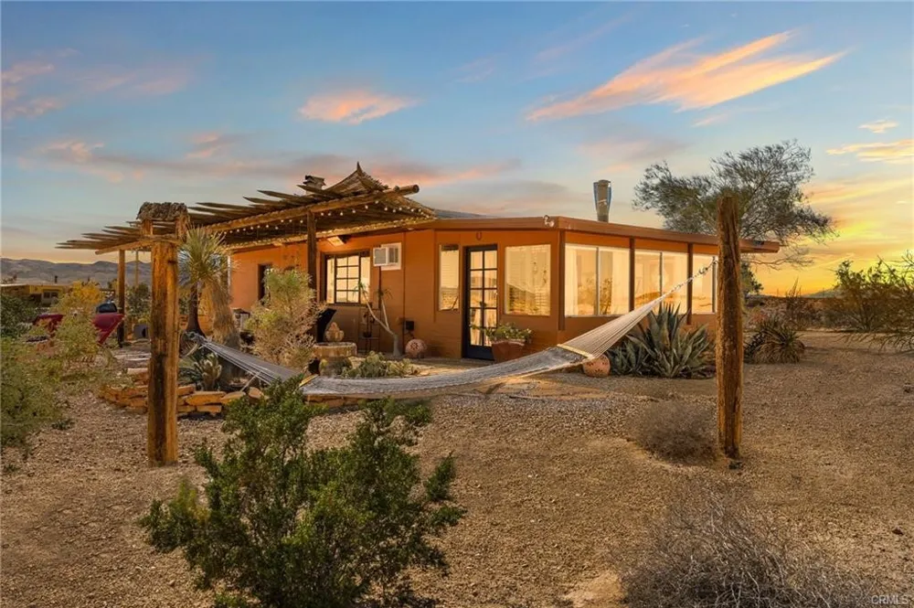 5188 Godwin 29 Palms, CA 92277