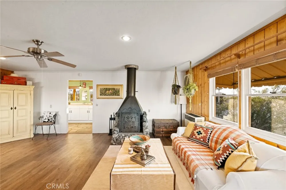 5188 Godwin 29 Palms, CA 92277