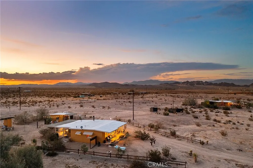 5188 Godwin 29 Palms, CA 92277