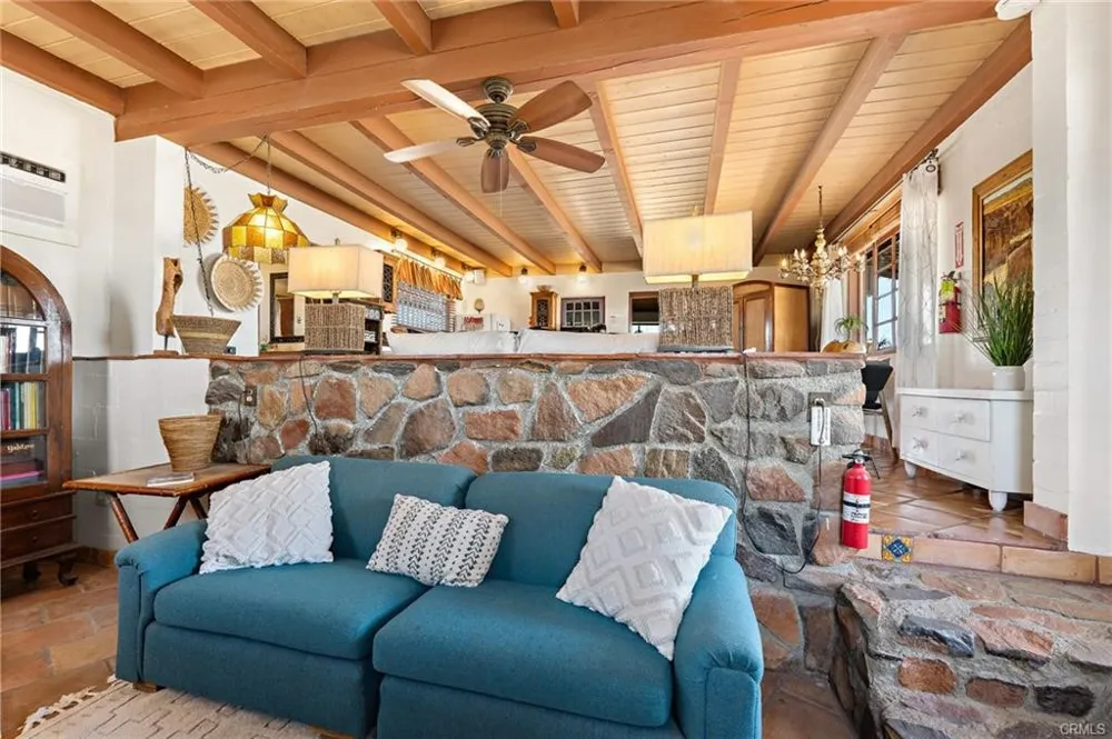 5188 Godwin 29 Palms, CA 92277