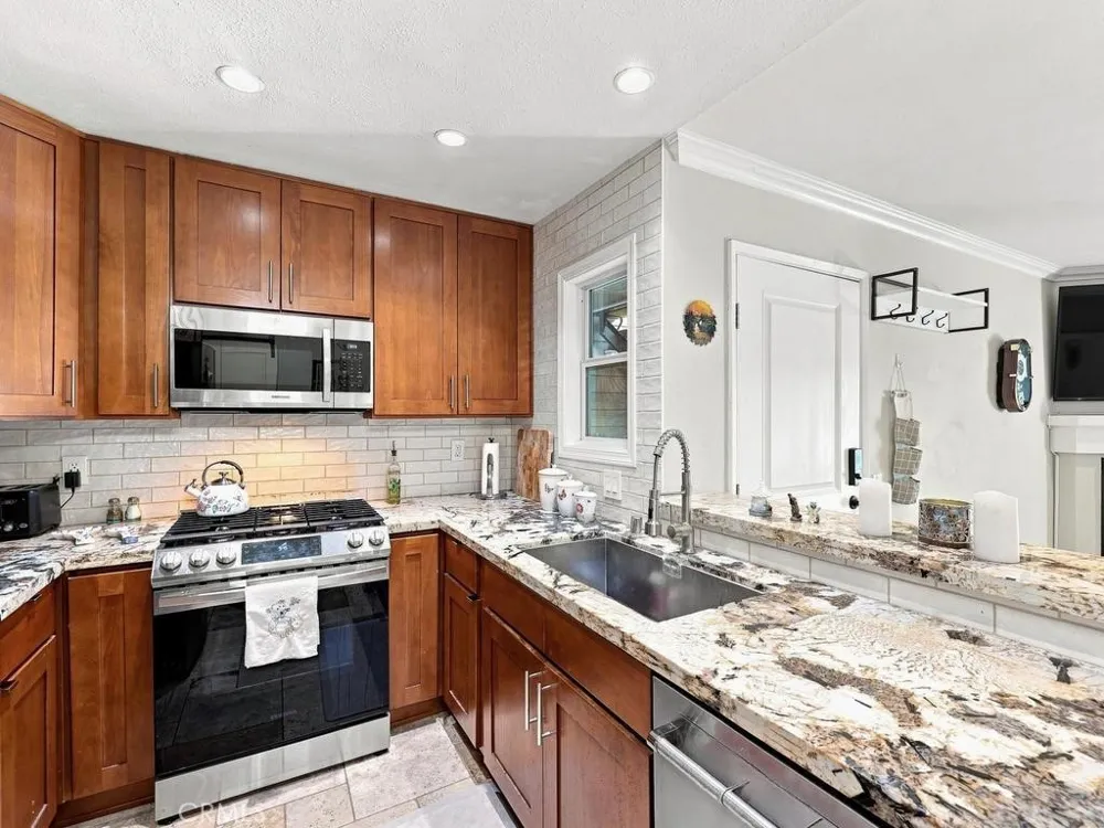 19126 Alamo Lane #159 Yorba Linda, CA 92886