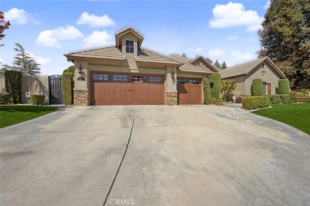 1909 Ordsall Bakersfield, CA 93311