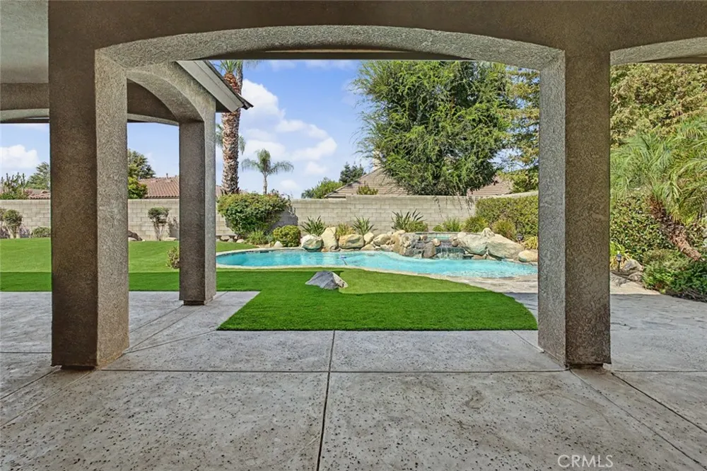 1909 Ordsall Bakersfield, CA 93311