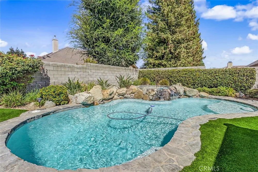1909 Ordsall Bakersfield, CA 93311