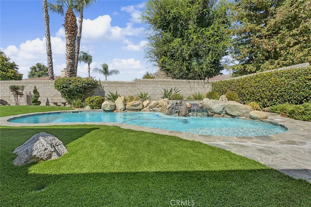 1909 Ordsall Bakersfield, CA 93311