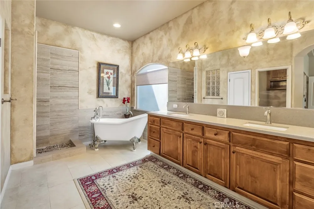 1909 Ordsall Bakersfield, CA 93311