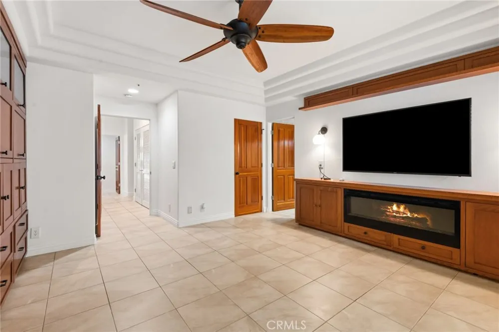 716 Manhattan Beach Boulevard Manhattan Beach, CA 90266