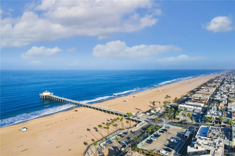 716 Manhattan Beach Boulevard Manhattan Beach, CA 90266