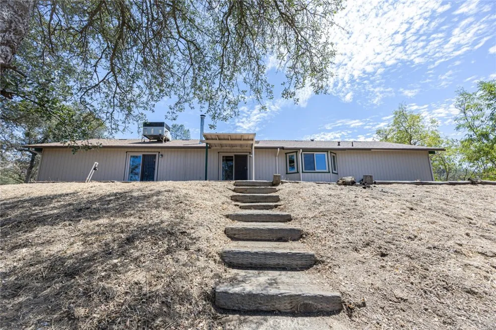 33856 Rivercrest Coarsegold, CA 93614
