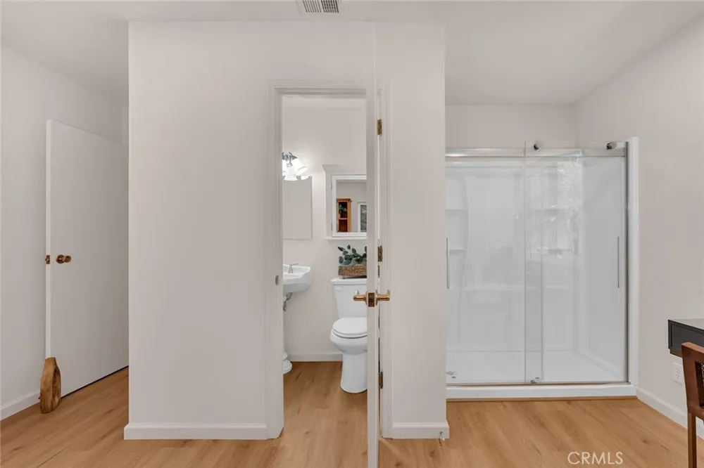 40403 Road 425a Oakhurst, CA 93644