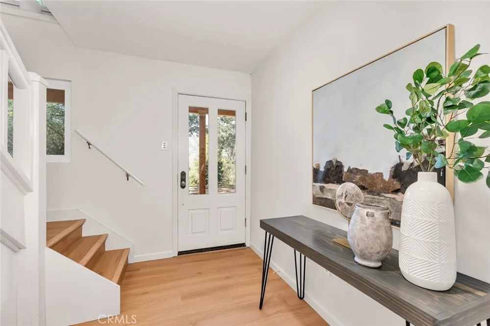 40403 Road 425a Oakhurst, CA 93644