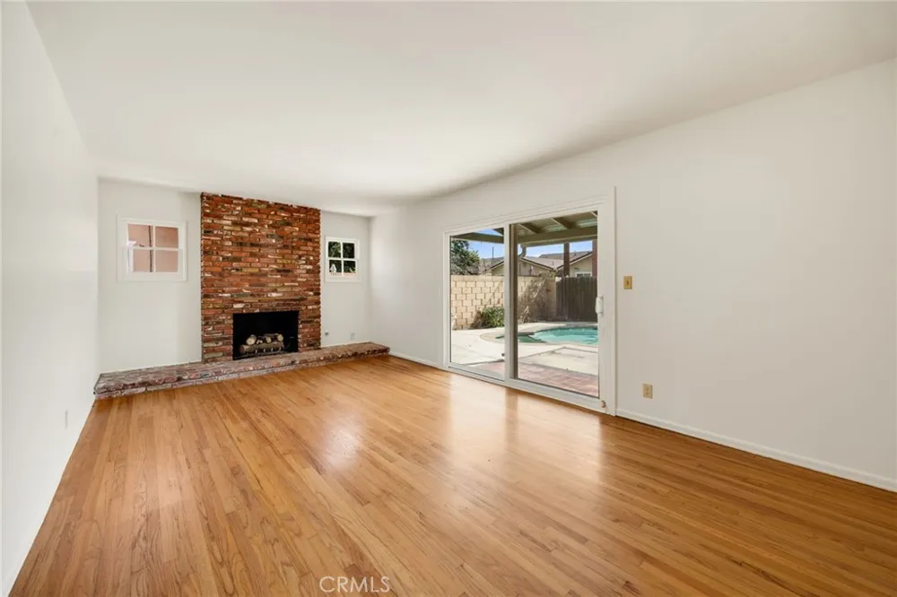 2074 S Gail Lane Anaheim, CA 92802
