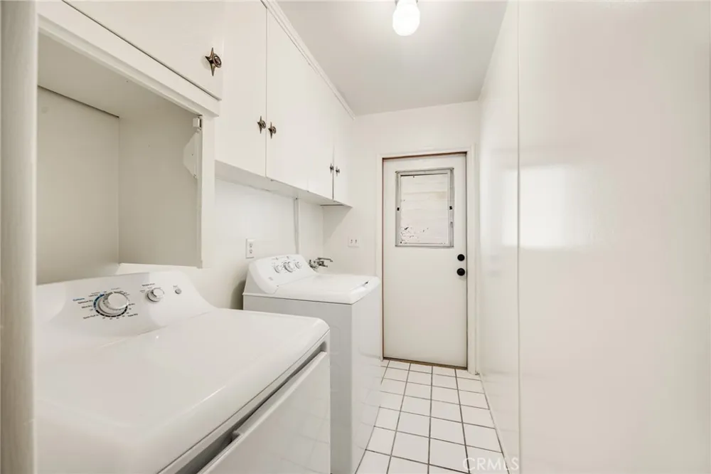 2074 S Gail Lane Anaheim, CA 92802