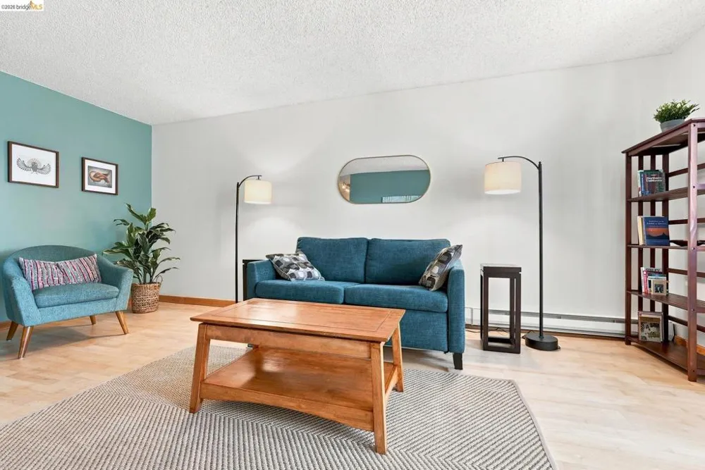 3 Commodore #158 Emeryville, CA 94608