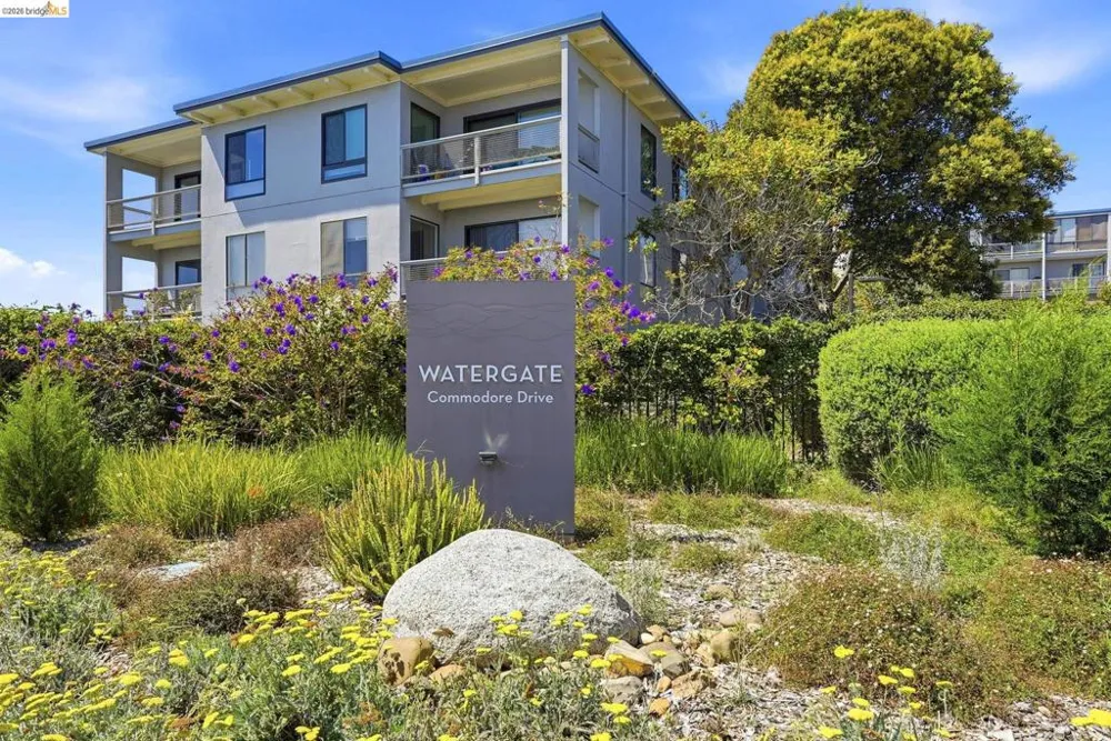 3 Commodore #158 Emeryville, CA 94608