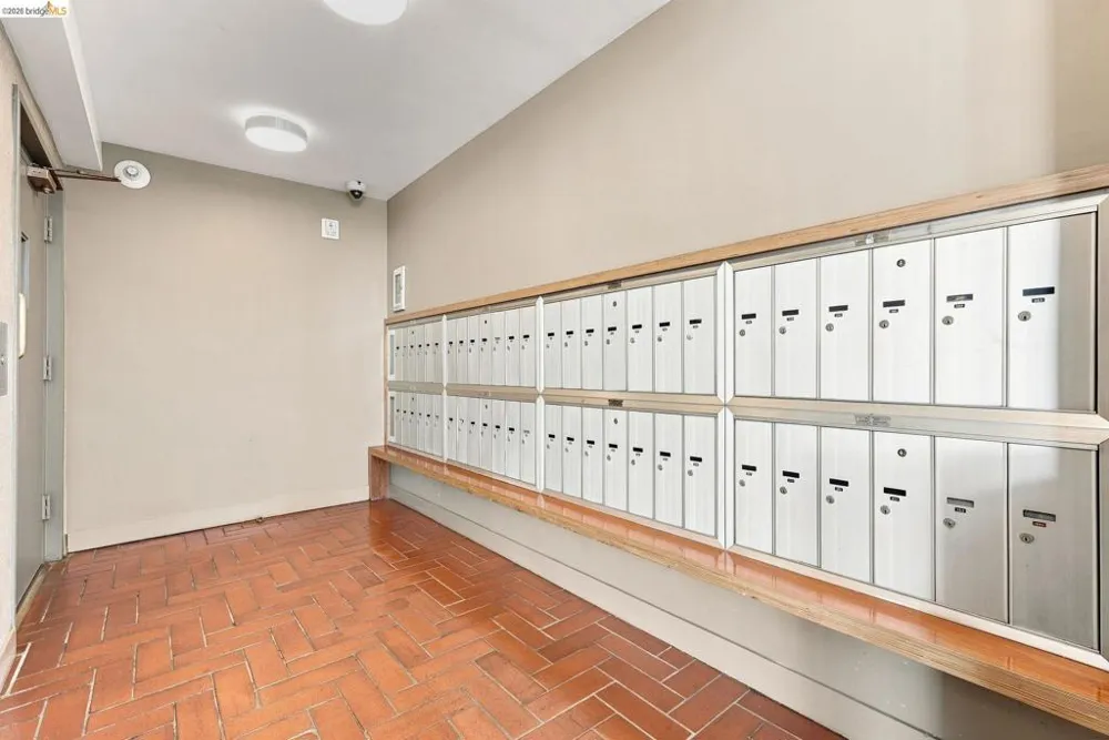 3 Commodore #158 Emeryville, CA 94608