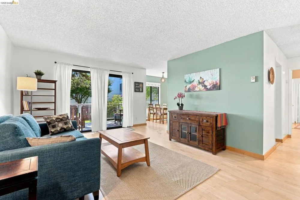 3 Commodore #158 Emeryville, CA 94608