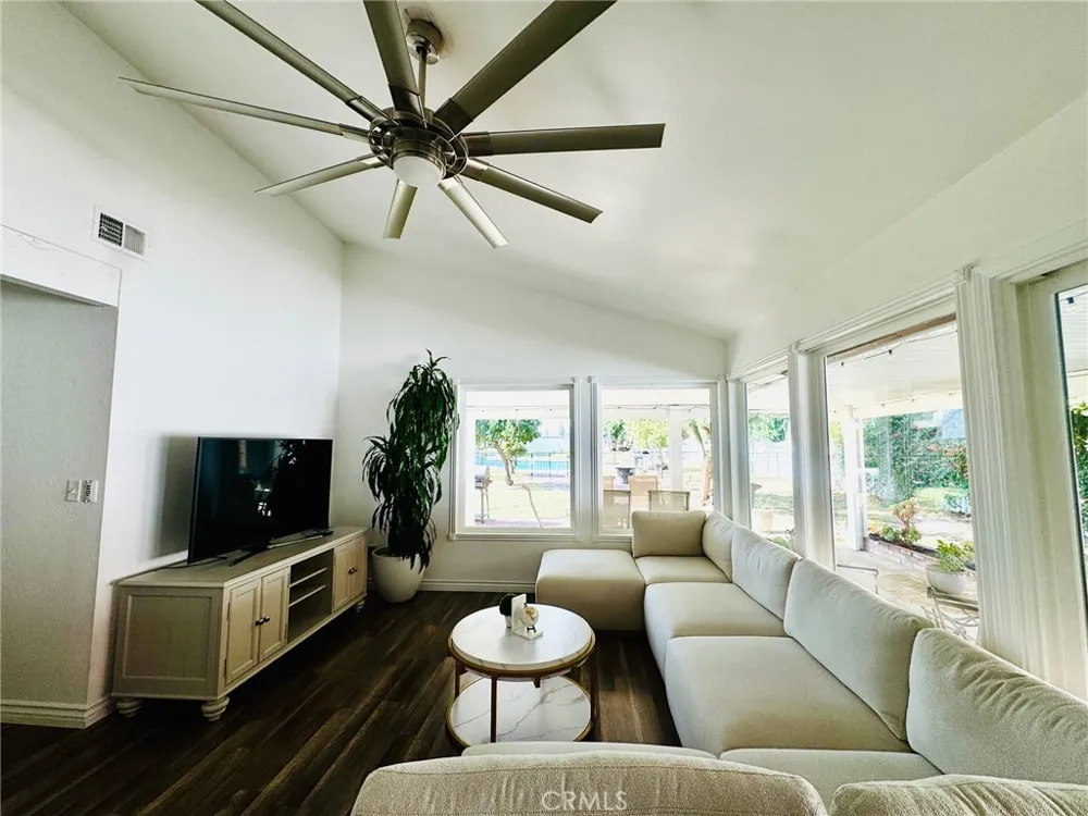 10611 Shellabarger Bakersfield, CA 93312
